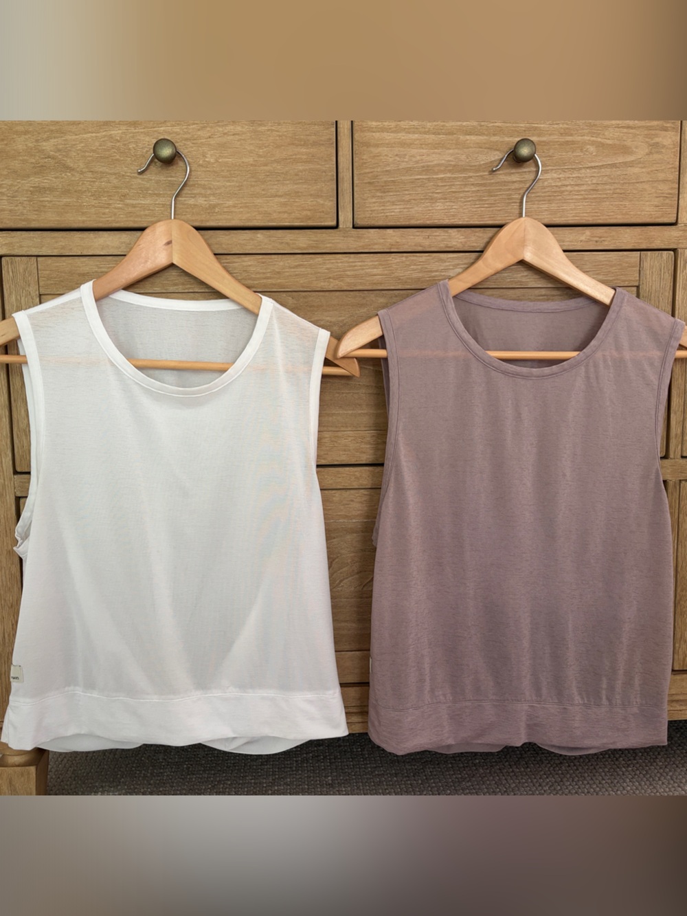 2 Vuori Women's Sleeveless Twist back Tank Tops - White and Lavender